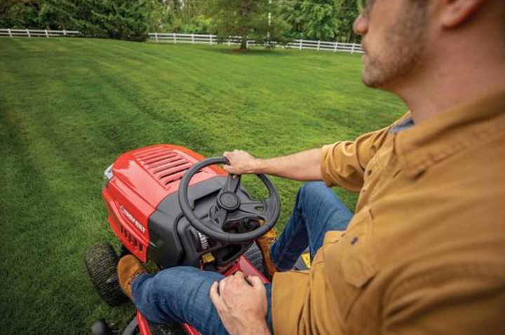 Troy-Bilt Bronco 42 | 42in Riding Lawn Tractor With Mow In Reverse | 19 HP/540cc Briggs & Stratton Intek Engine