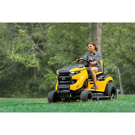 Cub Cadet XT1 LT50 FAB Riding Mower | 50 in. | 24 HP | Hydrostatic Transmission | Fabricated Deck | 725cc Twin-Cylinder Kohler CARB Engine (Open Box)