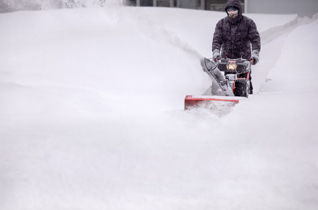 Troy-Bilt Storm 3090 | 30-in | 357-cc Two-Stage Self-Propelled Gas Snow Blower