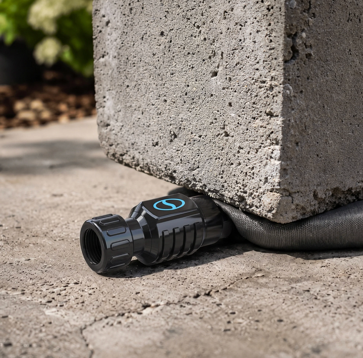 Aqua Joe AJFJ050-58-XT1 | Kink Resistant FiberJacket Garden Hose | 50-Foot | 5/8-Inch Diameter (Open Box) | In-Store Exclusive