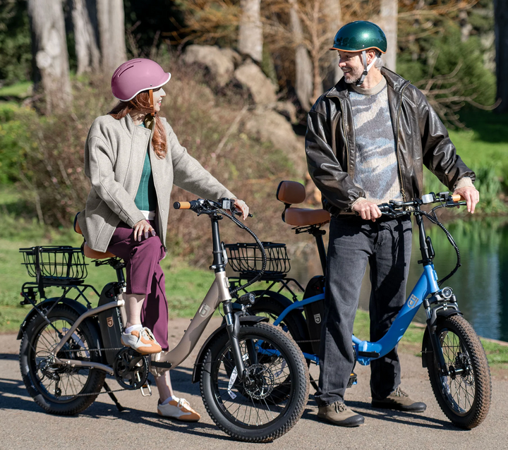 Jetson Venture Electric Cruiser Foldable E-Bike | 20 MPH | 34-Mile Range | 350W | 7 Speed | Comfort Seat | JVNTRE
