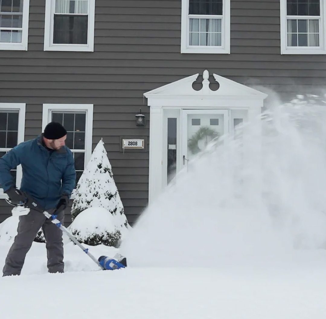 Restored Snow Joe 24V-SS10-XR | 24-Volt iON+ Cordless Snow Shovel Kit | 10-Inch | W/ 5.0-Ah Battery and Charger (Refurbished)