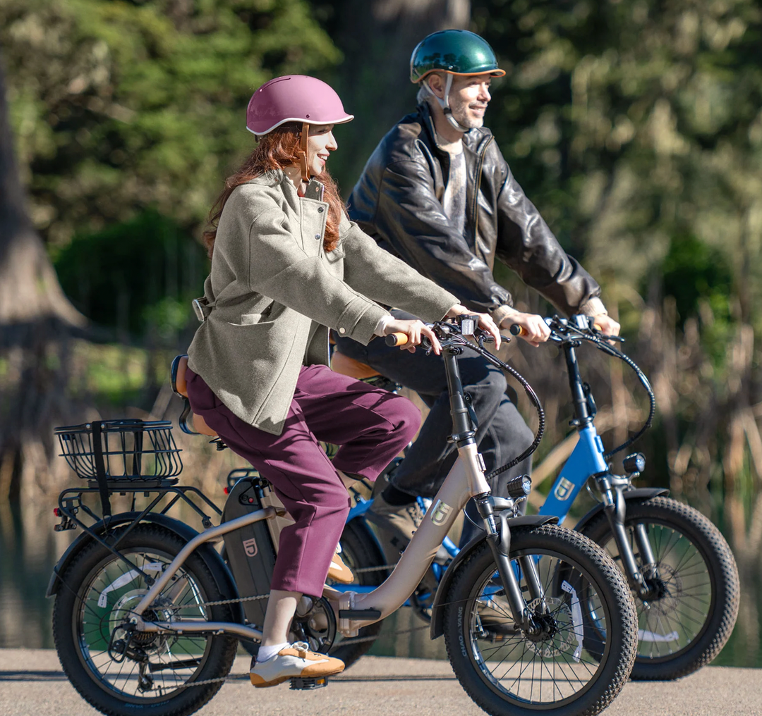 Jetson Venture Electric Cruiser Foldable E-Bike | 20 MPH | 34-Mile Range | 350W | 7 Speed | Comfort Seat | JVNTRE