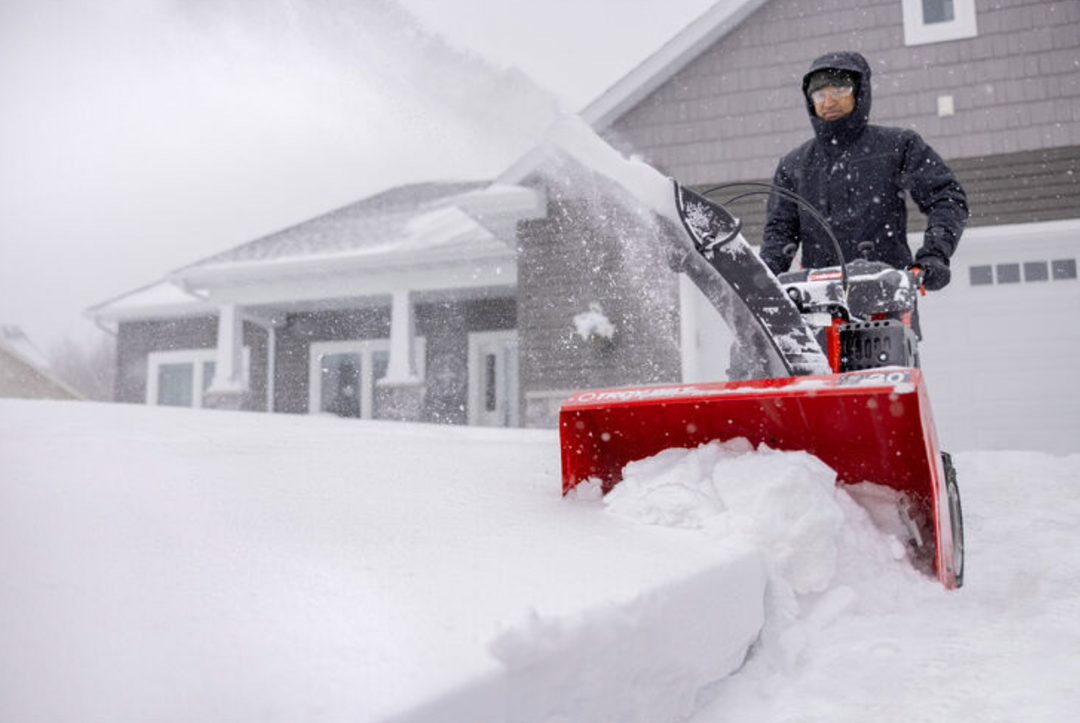 Troy-Bilt Storm 3090 | 30-in | 357-cc Two-Stage Self-Propelled Gas Snow Blower