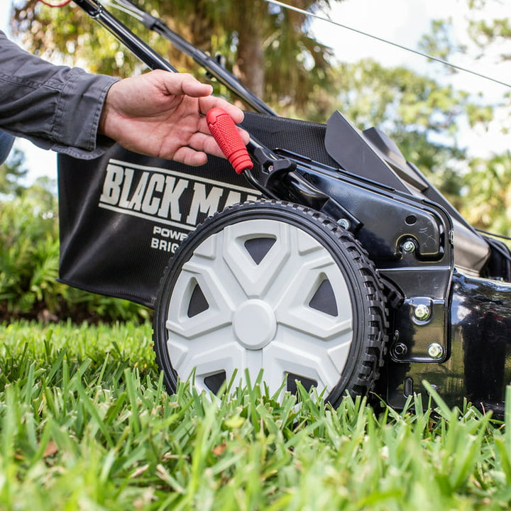 Restored Black Max 22-inch 150cc Self Propelled Gas Mower with High Rear Wheels (Assembled Height 37.2" Weight 64.4 Pounds) (Refurbished)