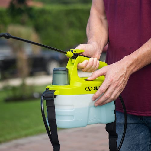 Restored Scratch and Dent Sun Joe SJ-APS-1G Cordless All Purpose Chemical Sprayer | 4-Volt | 1 Gallon (Refurbished)