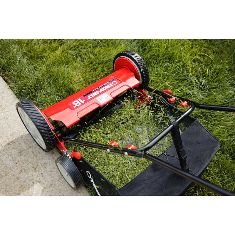 Troy-Bilt 18 in. Manual Walk Behind Reel Lawn Mower with Grass Catcher [Remanufactured]